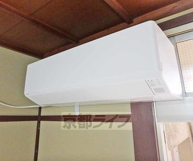 その他設備　真夏と真冬のお部屋を快適にしてくれます