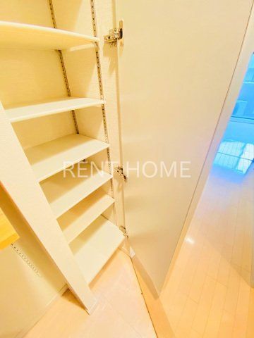 玄関　シューズボックスあり