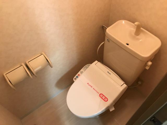 トイレ　シャワー付トイレ