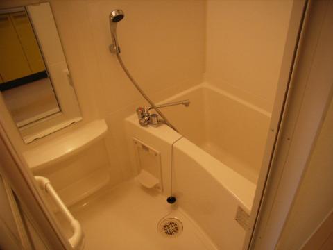 バス・シャワールーム　バス