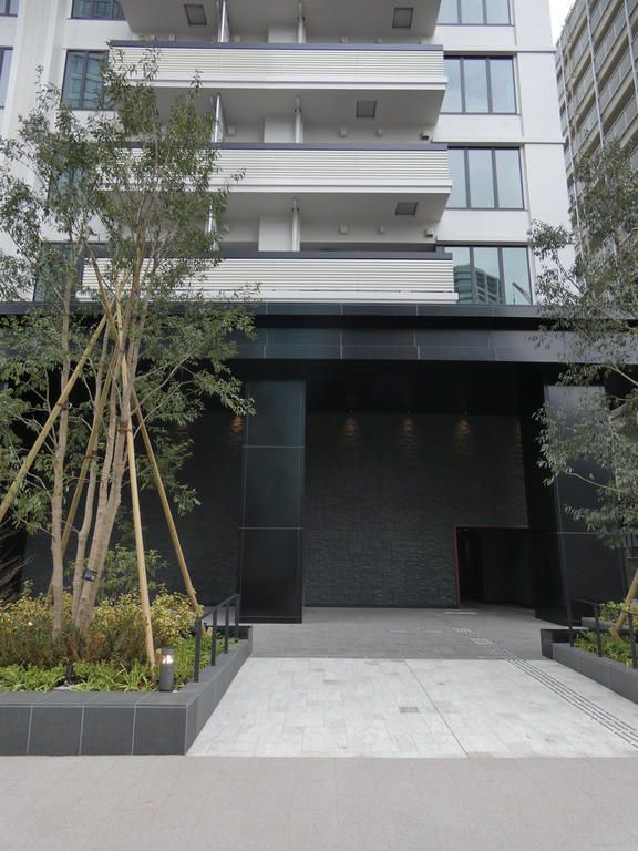 エントランス　ゆとりのあるエントランスです