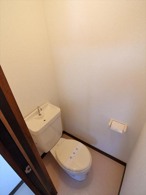 トイレ　松山市枝松　サンクレスト枝松　トイレ