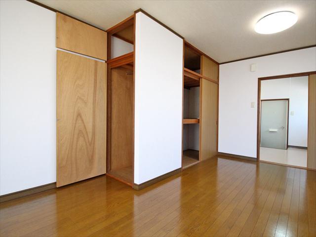 収納　松山市枝松　サンクレスト枝松　収納