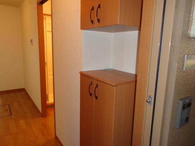 その他設備　下駄箱