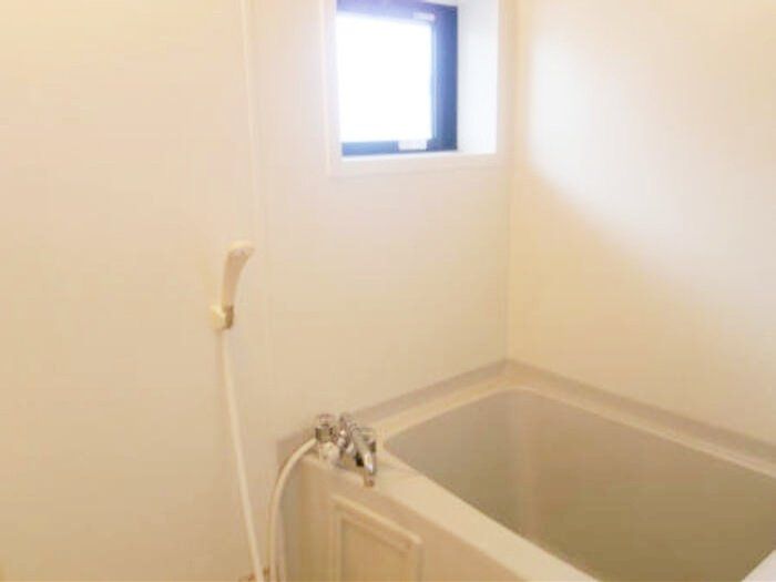 バス・シャワールーム　☆追焚付給湯☆