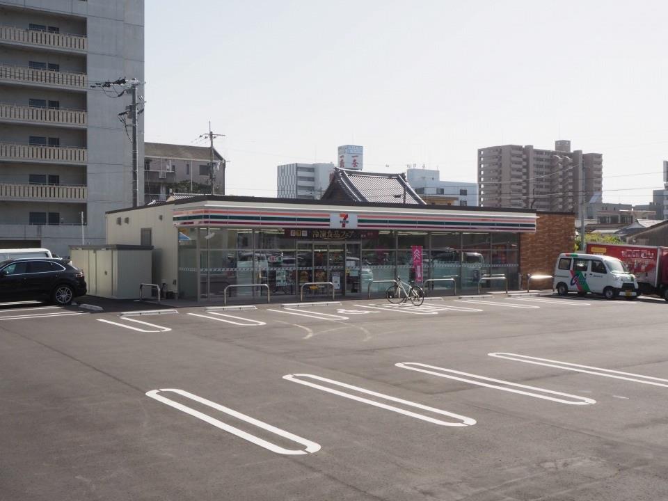 コンビニ　セブンイレブン佐賀愛敬町店（コンビニ）まで240m