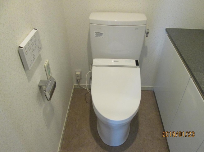 トイレ　他部屋参考写真です。