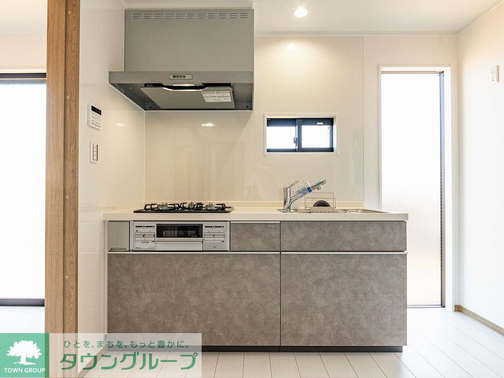 キッチン　お問合せはタウンハウジングまで！※現地待合わせ相談可能