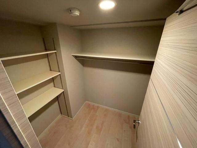 収納　ウォークインクローゼット