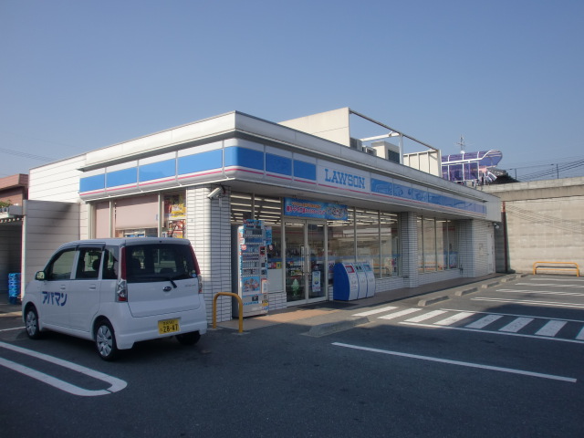 中学校　奈良市立都南中学校（中学校）まで2738m