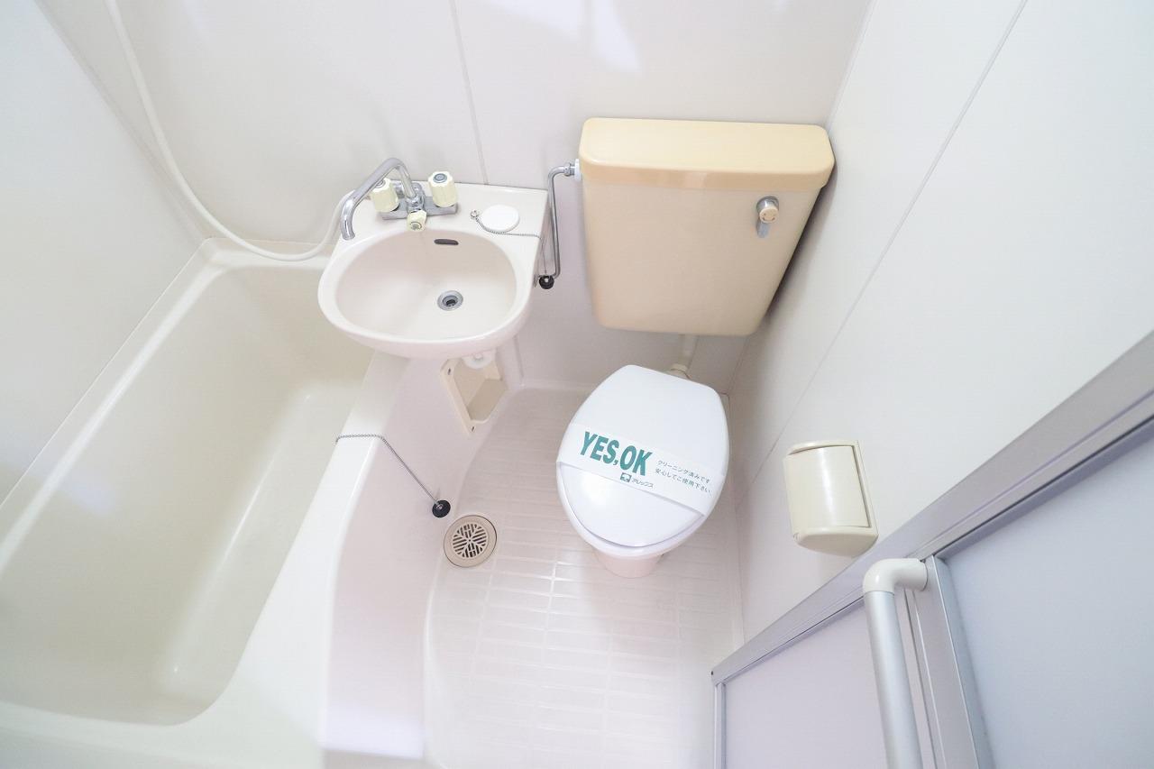 トイレ　トイレ