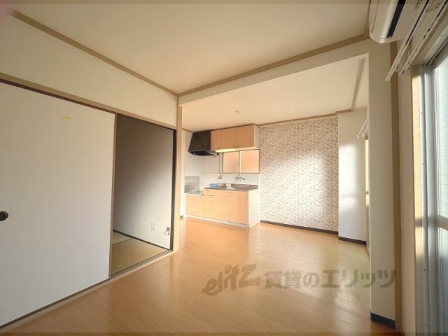 居室・リビング　リビング