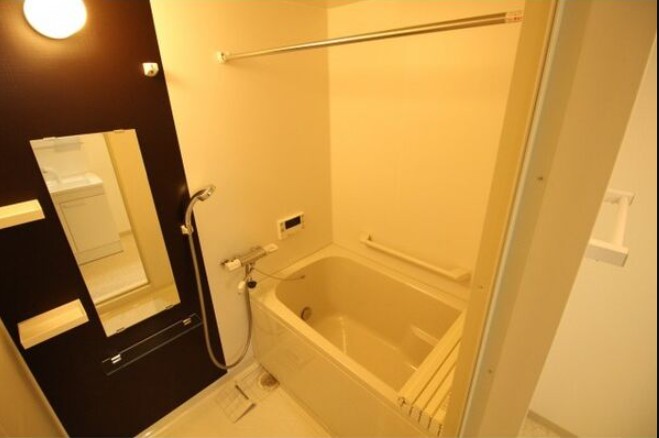 バス・シャワールーム　浴室乾燥機付き