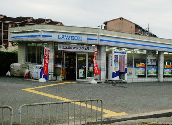 コンビニ　ローソン 伏見久我の杜店（コンビニ）まで939m