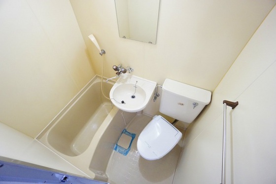 バス・シャワールーム　※別号室の写真です。