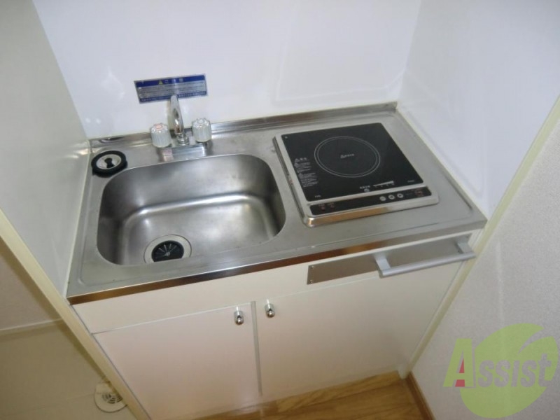 キッチン　同タイプ物件の為、形状や間取寸法、色調等が実際とは異なります