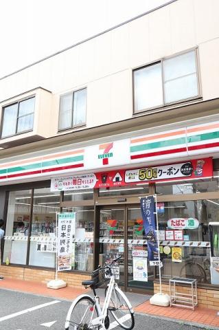 コンビニ　セブンイレブン（コンビニ）まで566m