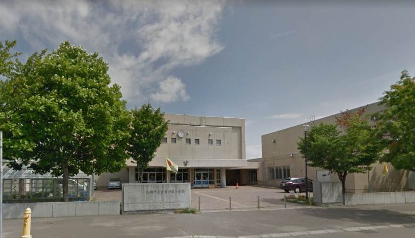 小学校　百合が原小学校（小学校）まで391m