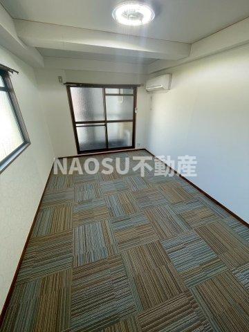 その他部屋・スペース　落ち着いた色調の洋室です