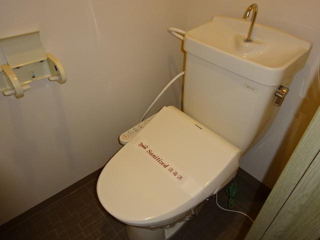 トイレ　シャワー付トイレ