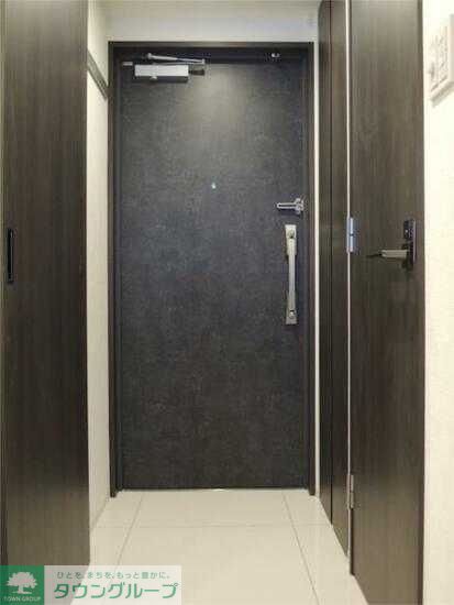 玄関　★お問い合わせはタウンハウジングまで★