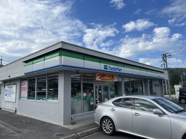 コンビニ　ファミリーマート瀬戸観音寺店（コンビニ）まで4450m