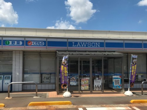 コンビニ　ローソン小千谷駅前店（コンビニ）まで752m