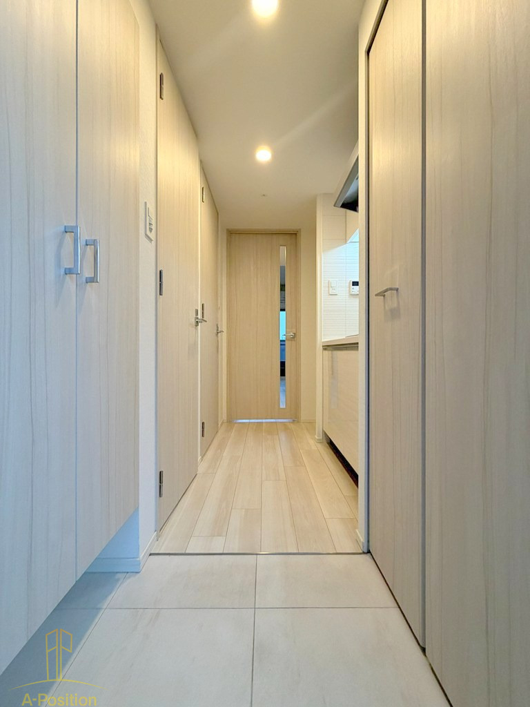 玄関　S-RESIDENCE難波大国町Uno