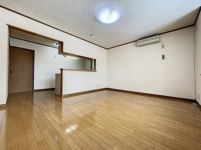 居室・リビング　リビング２