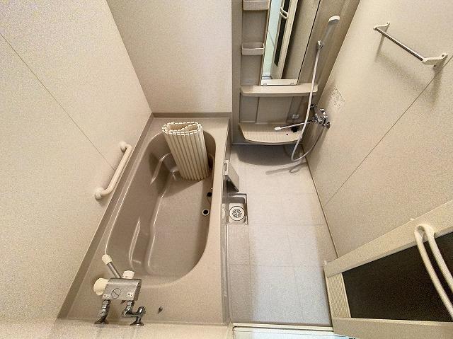 バス・シャワールーム　浴室