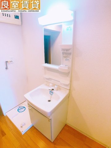 洗面設備　洗面化粧台