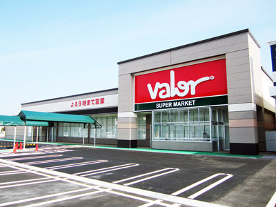 スーパー　バロー 戸田店（スーパー）まで860m