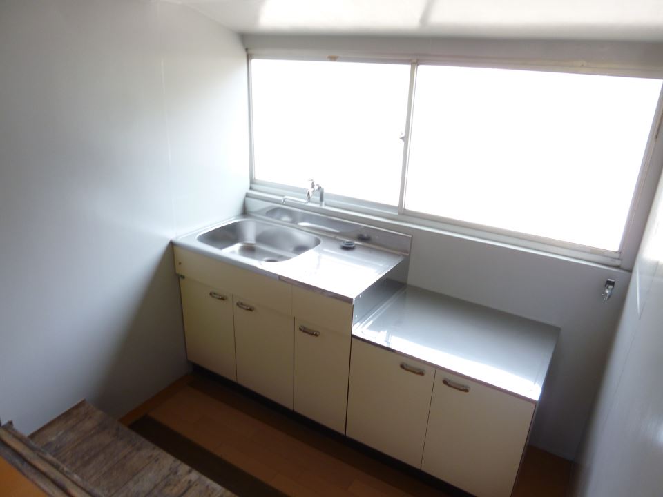 キッチン　明るいキッチン