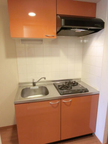 キッチン　※別部屋参考写真