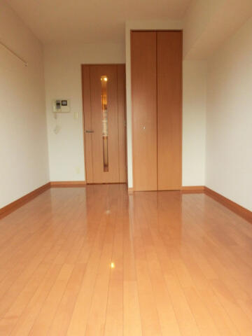 居室・リビング　※別部屋参考写真