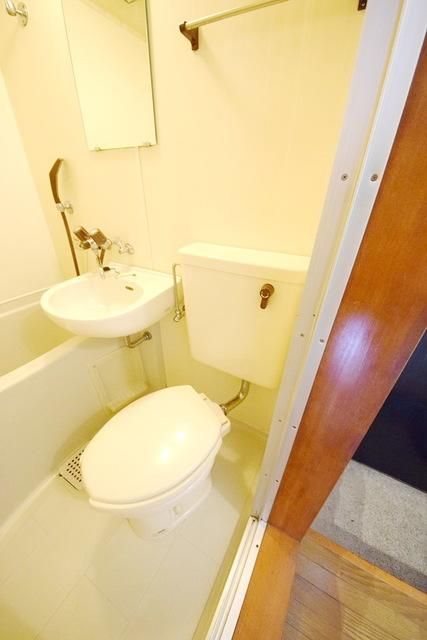 トイレ　★清潔感のあるトイレです★