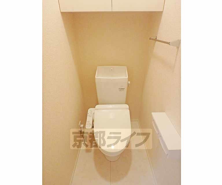 トイレ　ウォシュレット機能付きのトイレです。