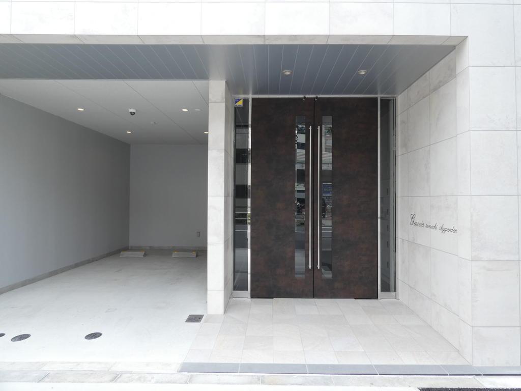 エントランス　エントランス