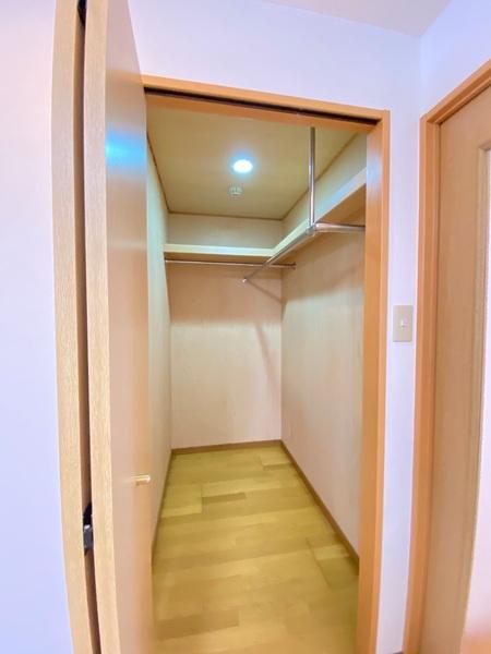 収納　ウォークインクローゼットです！！