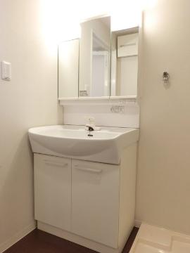 洗面設備　洗面化粧台