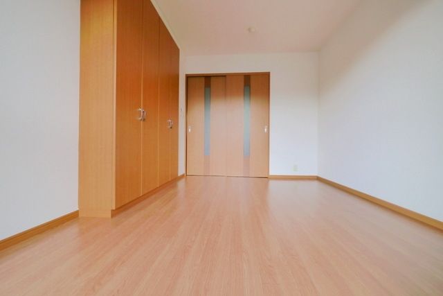 居室・リビング　開放的な洋室♪