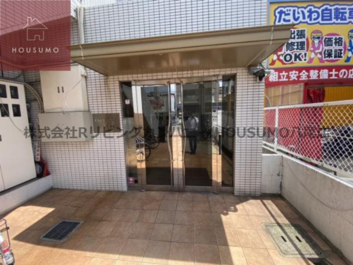 エントランス　毎日通るエントランスはこのようになっています