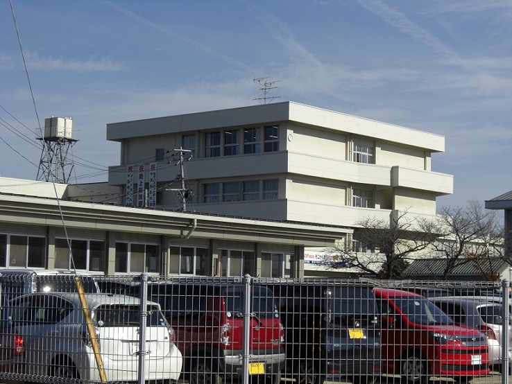 中学校　岡山市立竜操中学校（中学校）まで529m