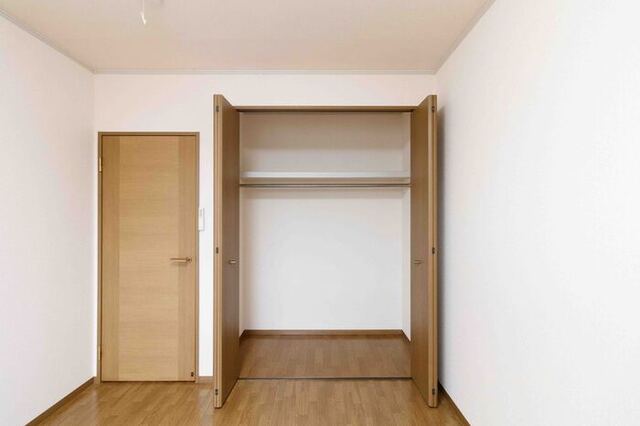 トイレ　温水洗浄暖房便座