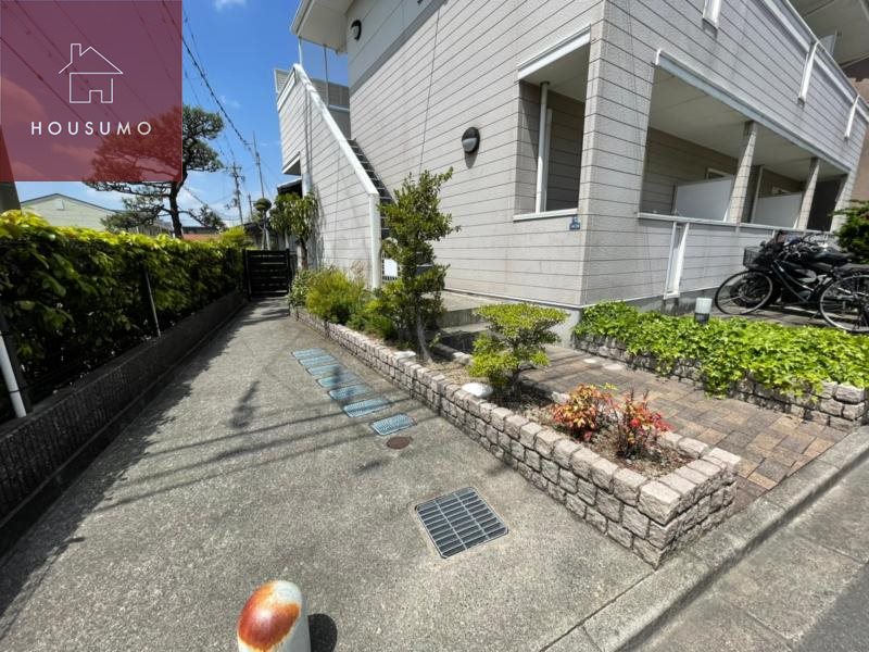 エントランス　清潔なエントランスです