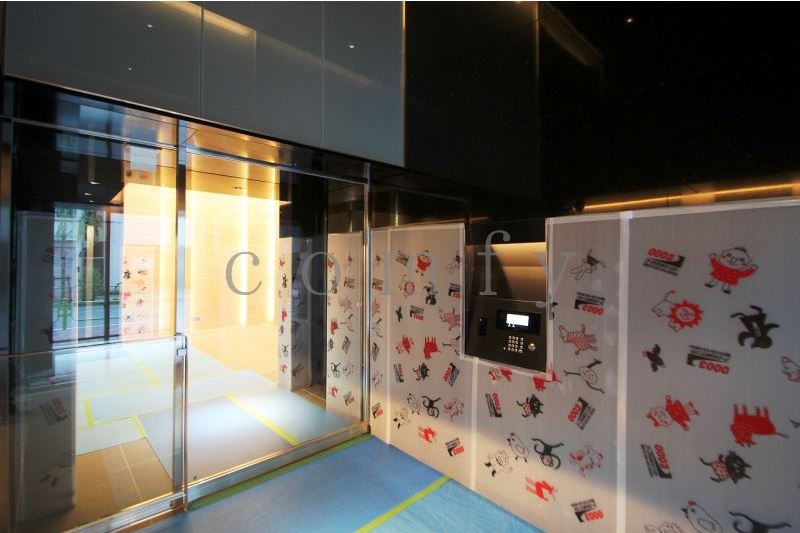 エントランス　オートロック完備