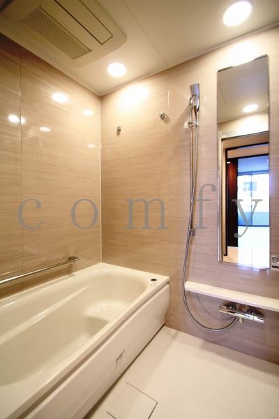 バス・シャワールーム　追い炊き機能浴室乾燥機付きバス