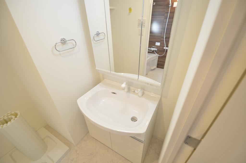 洗面設備　洗髪洗面化粧台