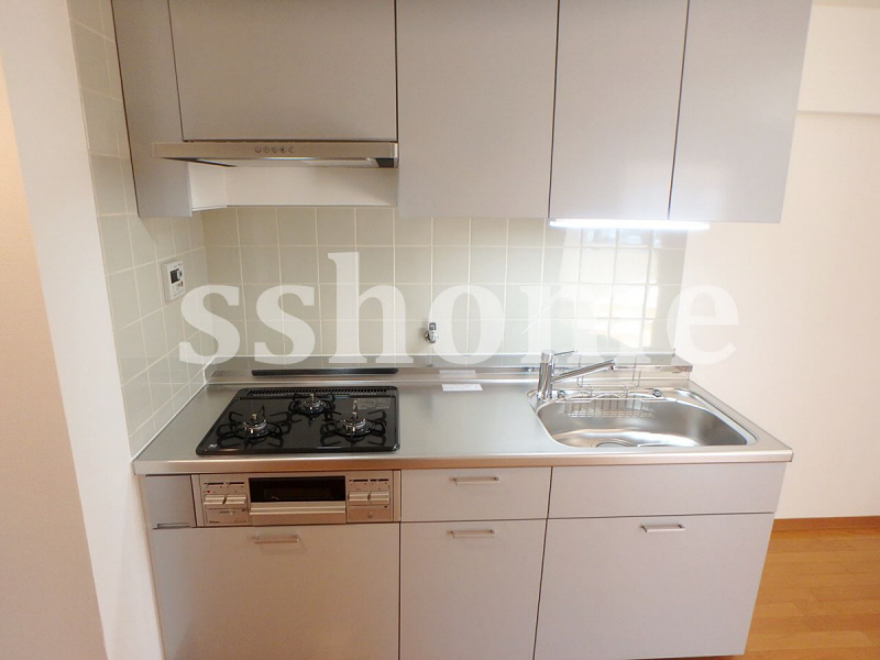 キッチン　3口ガスコンロ付きシステムキッチン☆