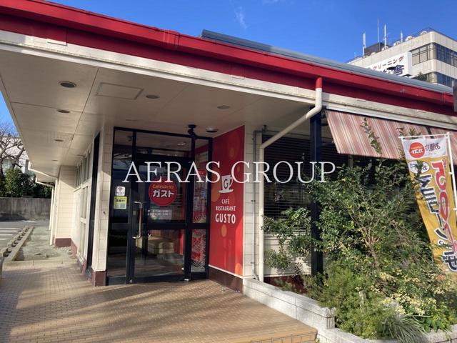 飲食店　ガスト 辻堂店（飲食店）まで452m